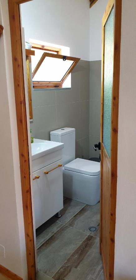 Bujtina Peshtan Guesthouse&Camping Tepelene Екстериор снимка