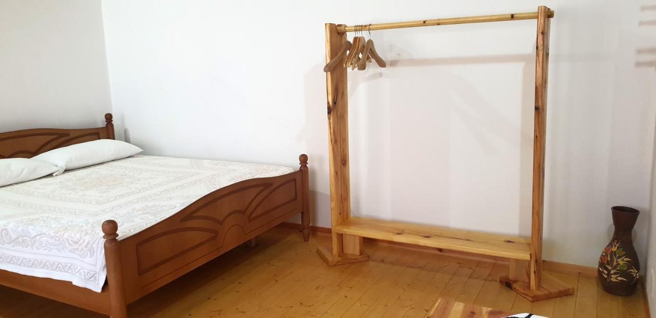 Bujtina Peshtan Guesthouse&Camping Tepelene Екстериор снимка